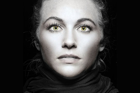 Beauty portrait photographer Oakland