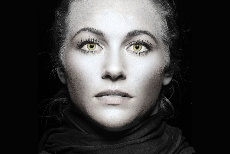 Beauty portrait photographer Oakland